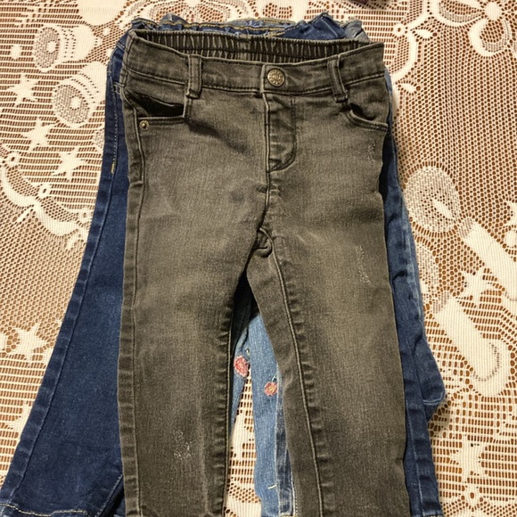 24 month - 2T Toddler Jeans - Picture 2 of 7
